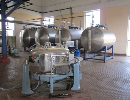 Solvent extraction unit